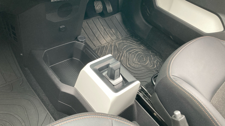 Dacia Spring 27kWh Extreme 65 48kW 5dr Auto Electric Hatchback